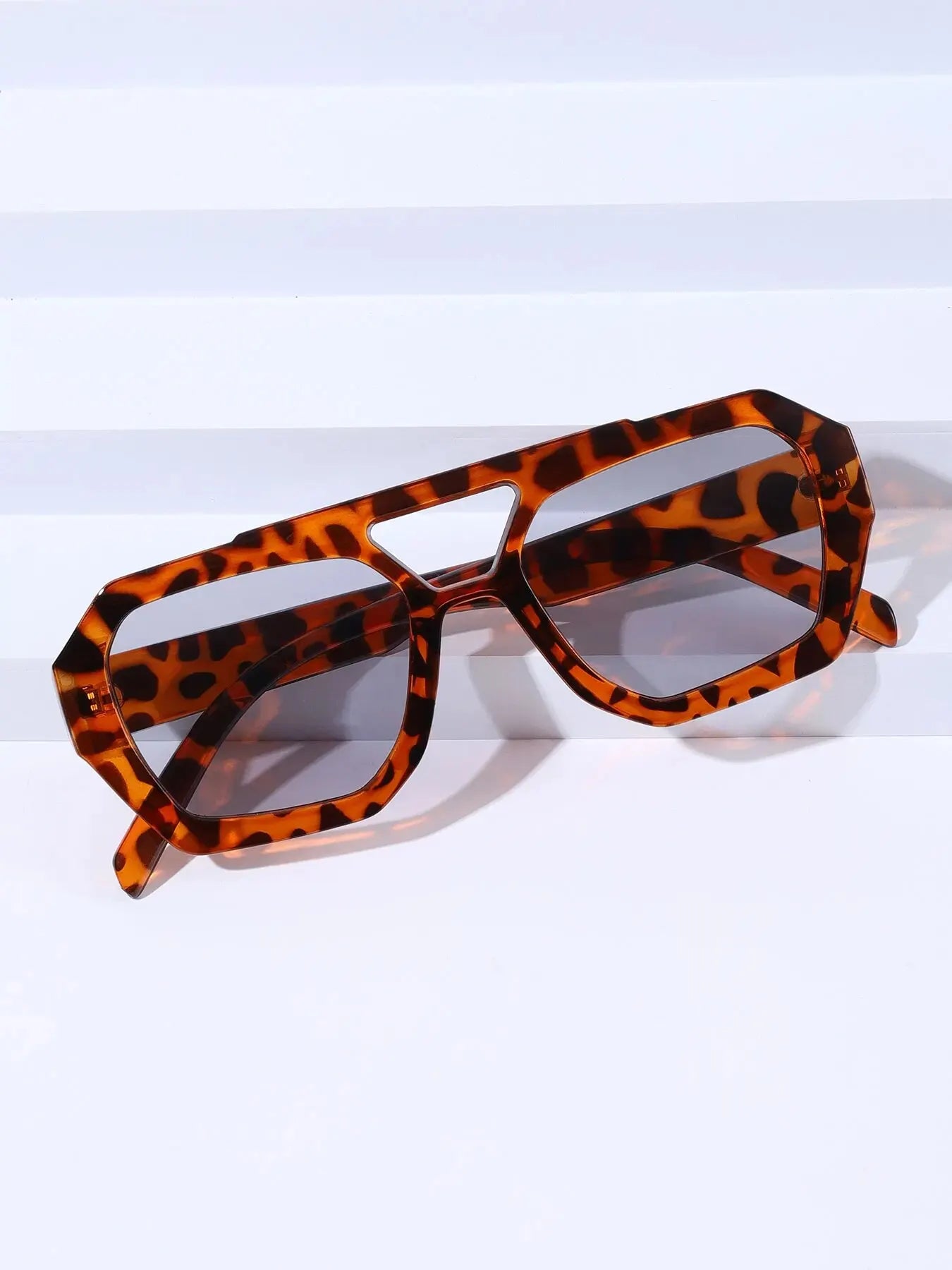 European and American  Popular New Retro Sunglasses 2023